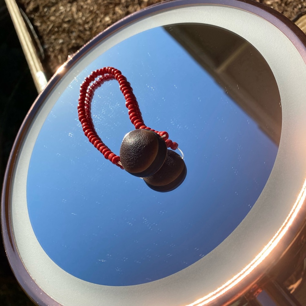 Red deers eye protection bracelet